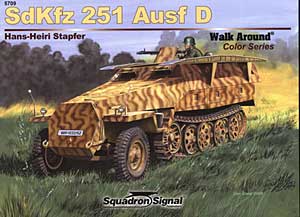 Sd.Kfz.251 Kolorowy spacer dookoła - Squadron Signal SS5709