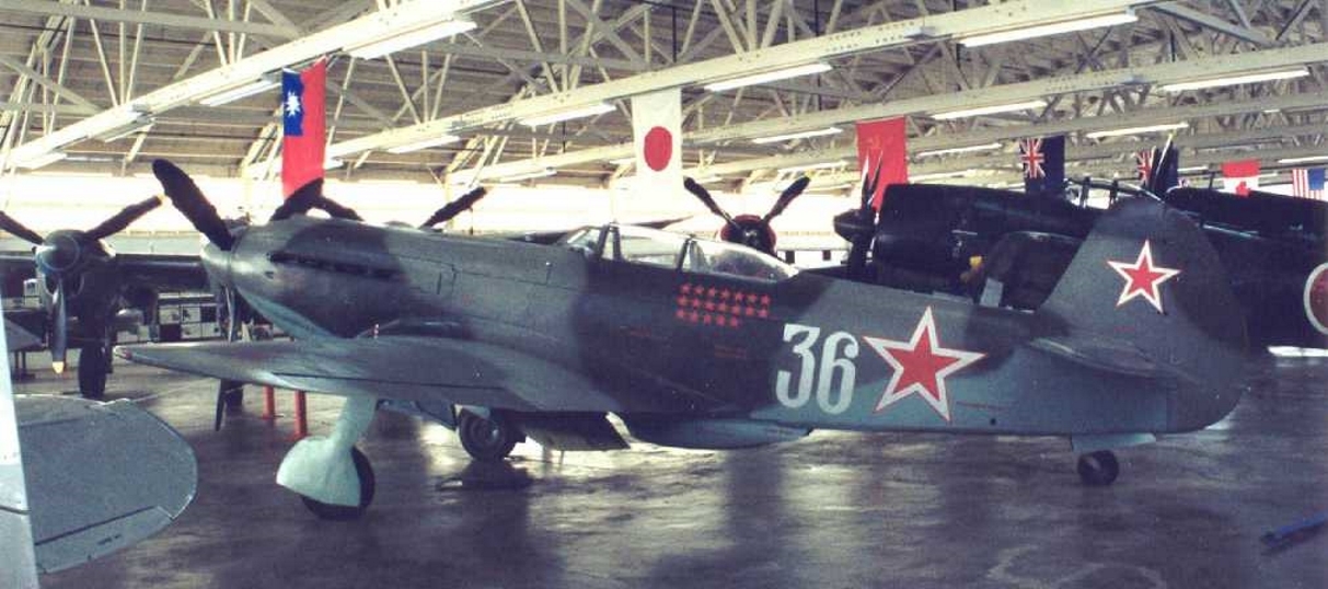 Yak-9 (yak-9)