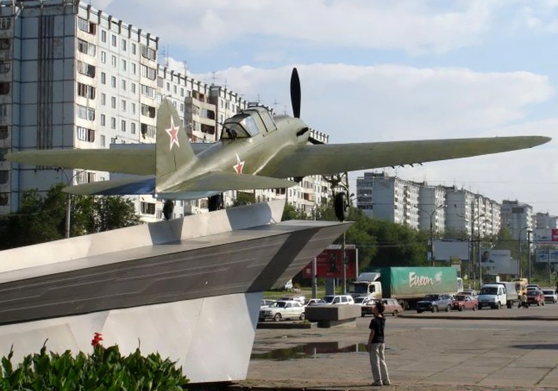 Iliouchine Il-2-산책