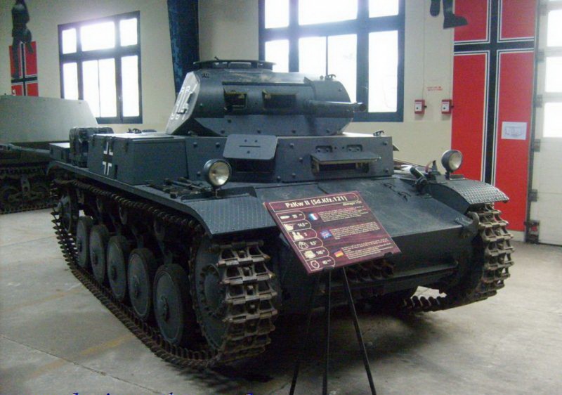 PzKpfw II vol2 - Vaikščioti aplink