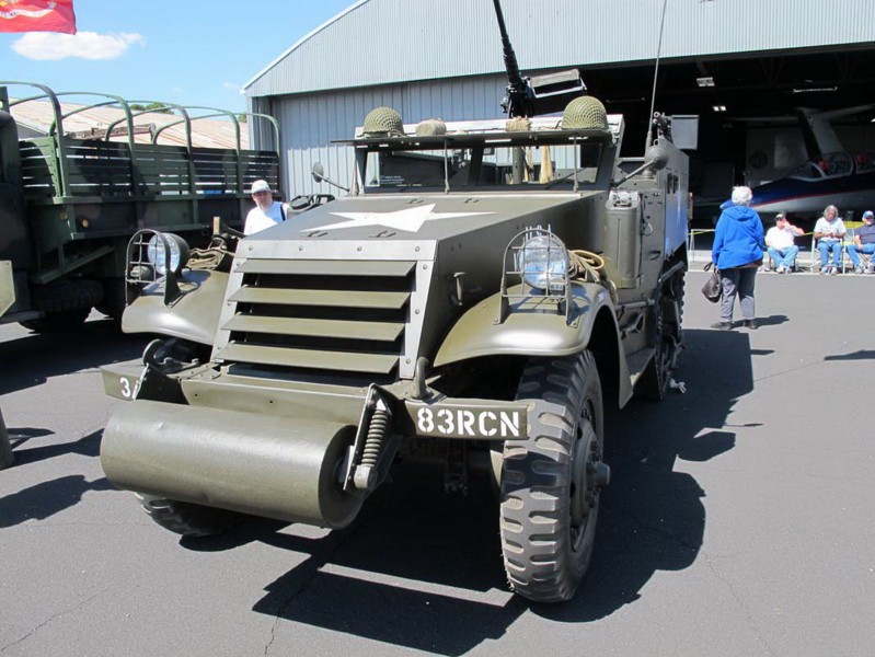 Half-Track M2 vol2 - Walk Around