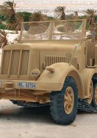 Sd.Kfz. 7 Plastic Model Kit - Revell 80-3186