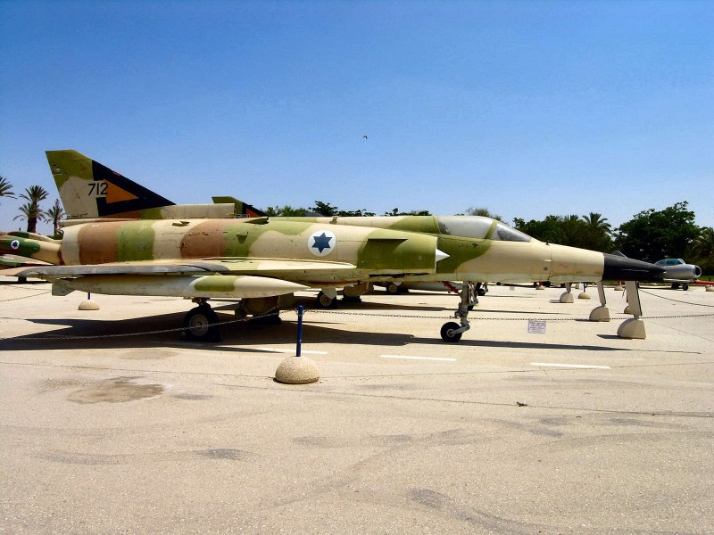 KFIR C-1 - 绕道而行