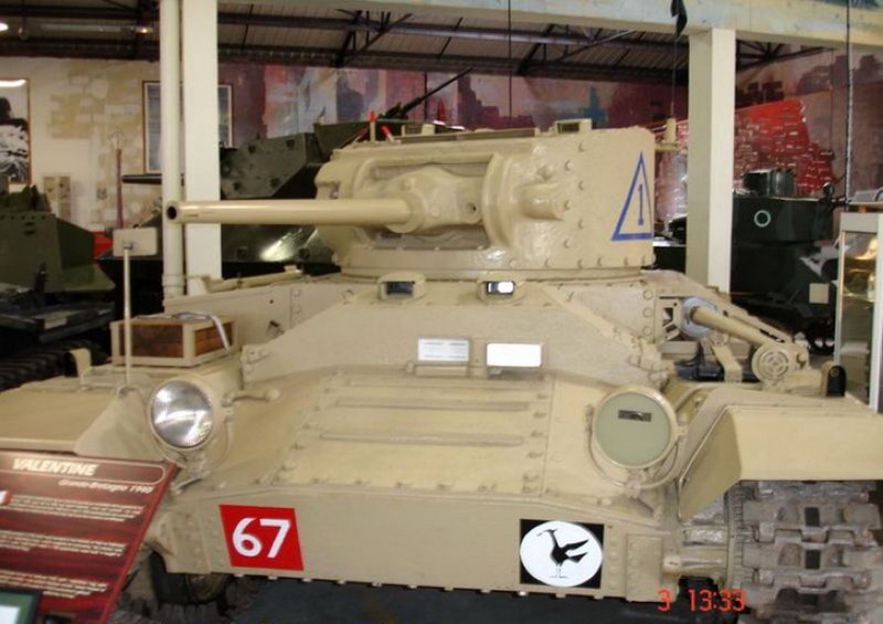 Valentine tank - WalkAround