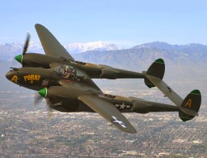 Lockheed P-38 Lightning - Valokuvat & Video