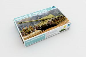 Soviet KV-122 Heavy Tank - Trumpeter 01570