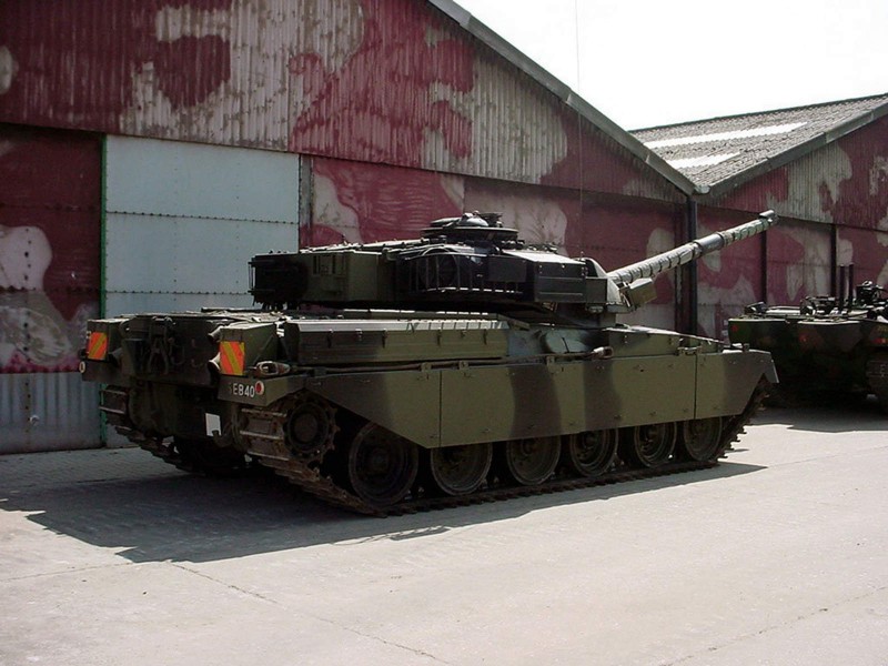 Chieftain tank - Chodiť