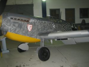 HA-1112-M1L ブション - 歩き回る