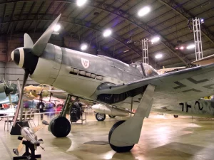 Focke-Wulf Fw 190D-9 - Ande por aí