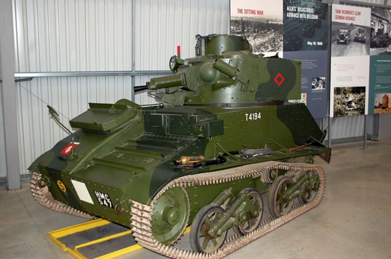 Vickers Mk VIb - Sprehod Okoli