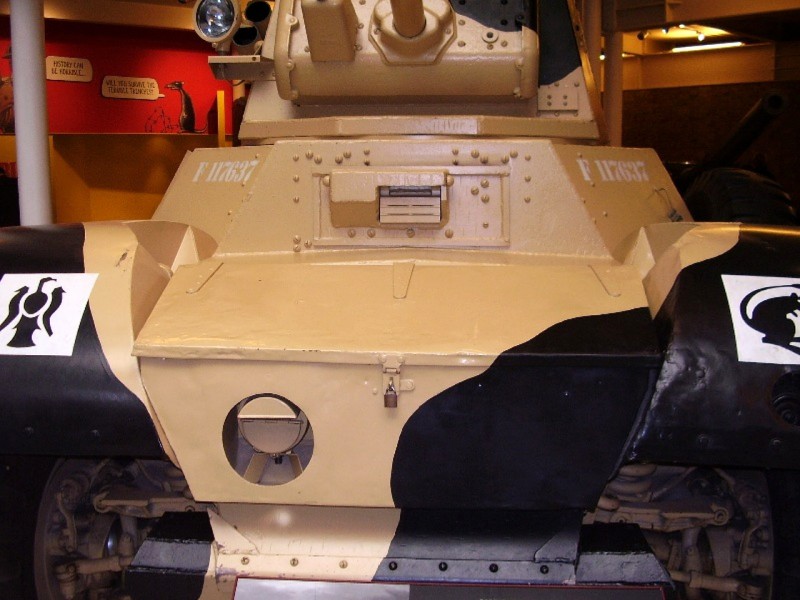 Daimler Armoured Car Mk I - Sprehod Okoli