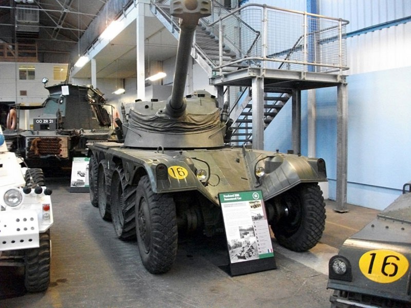 Panhard EBR páncélozott autó