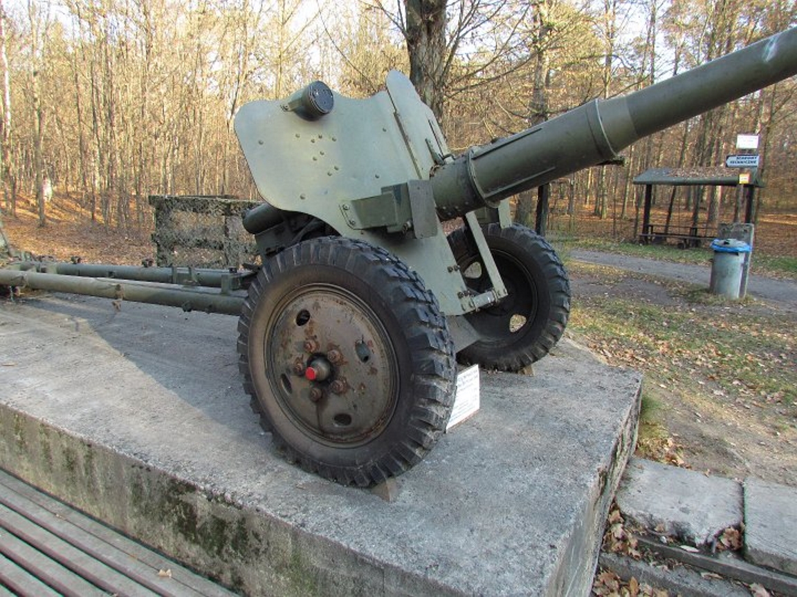 85 mm divizijski pištolj D-44