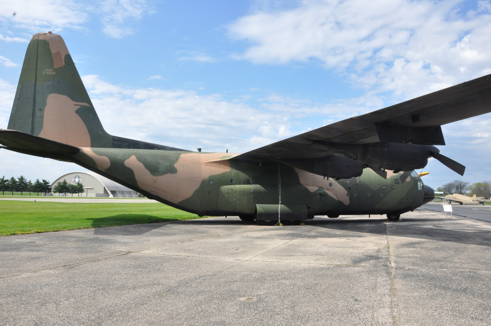 Спектр AC-130A