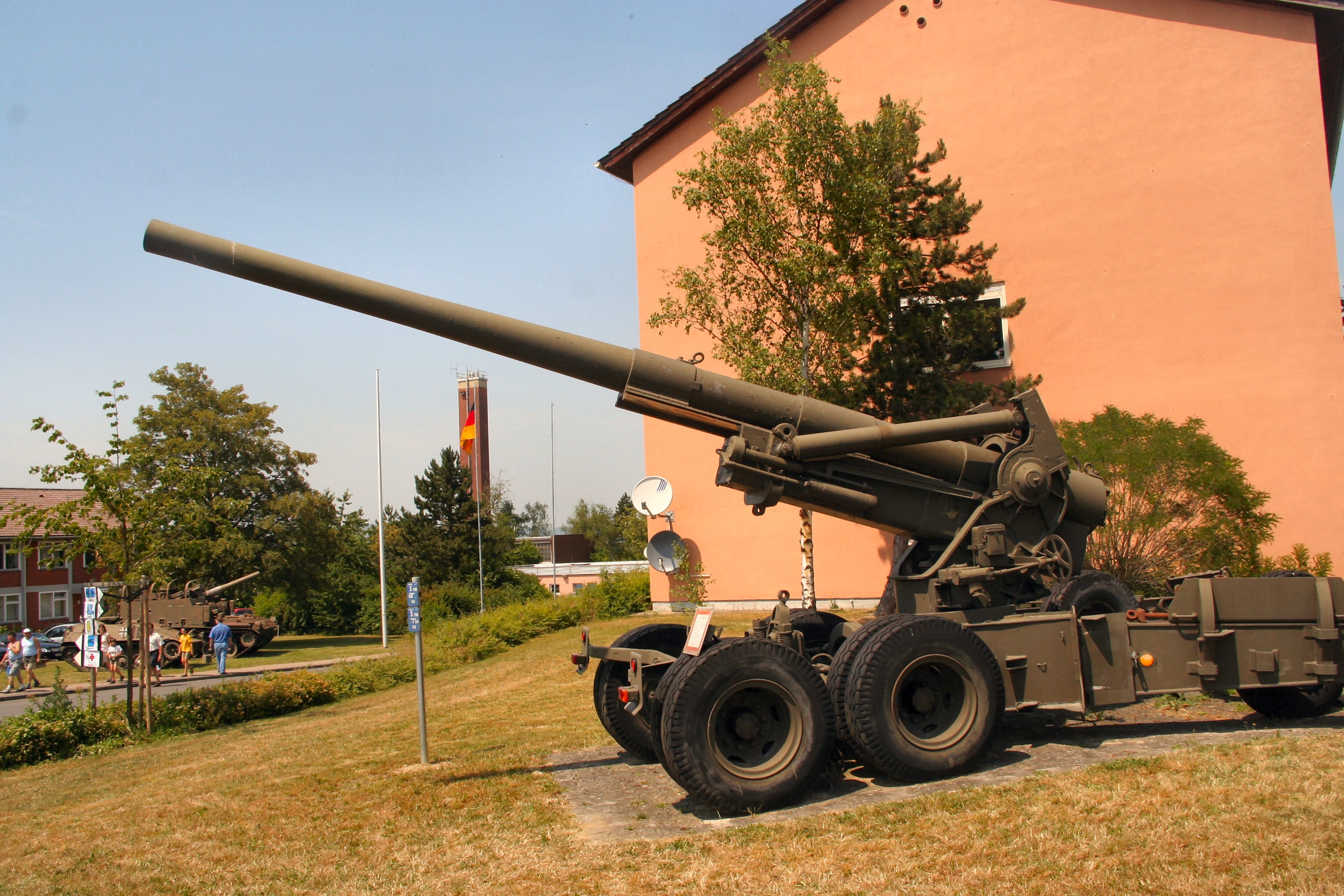 155mm Long Tom