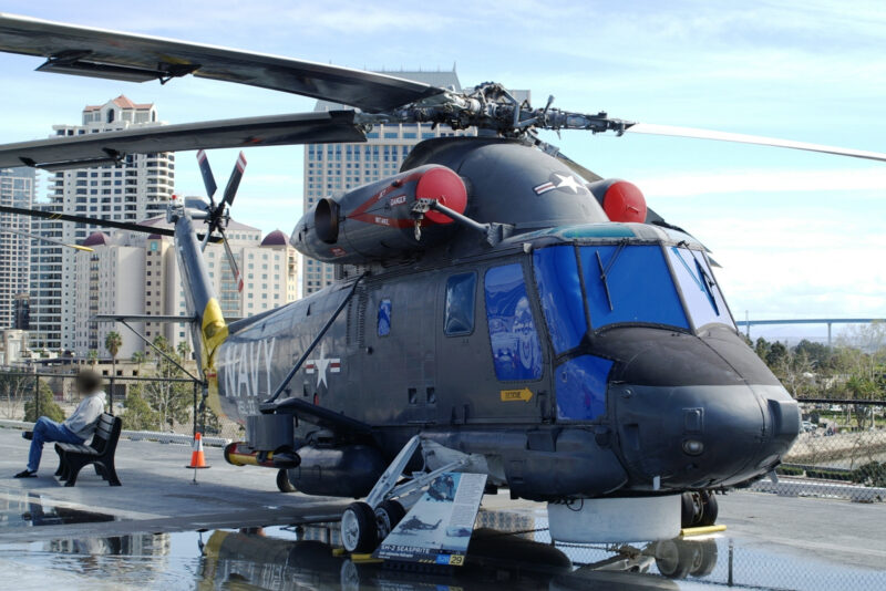 Kaman SH-2F Seasprite - Photos & Video - NET-MAQUETTES