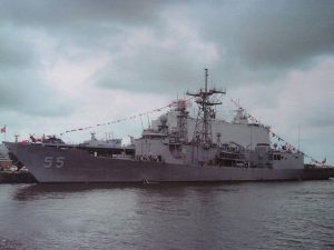 USS Elrod - Zdjęcia & Wideo