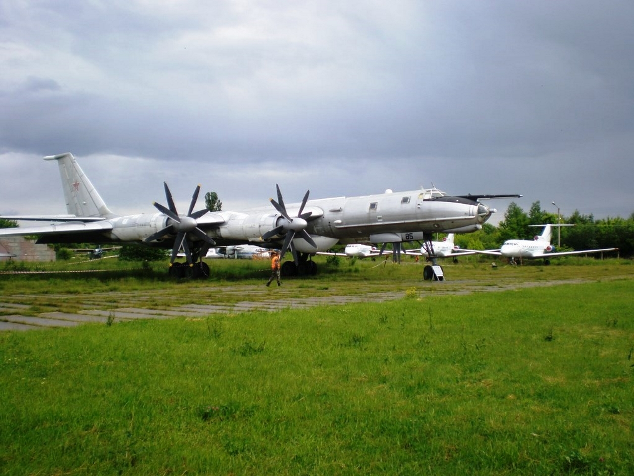 Tupolev Tir-142M3