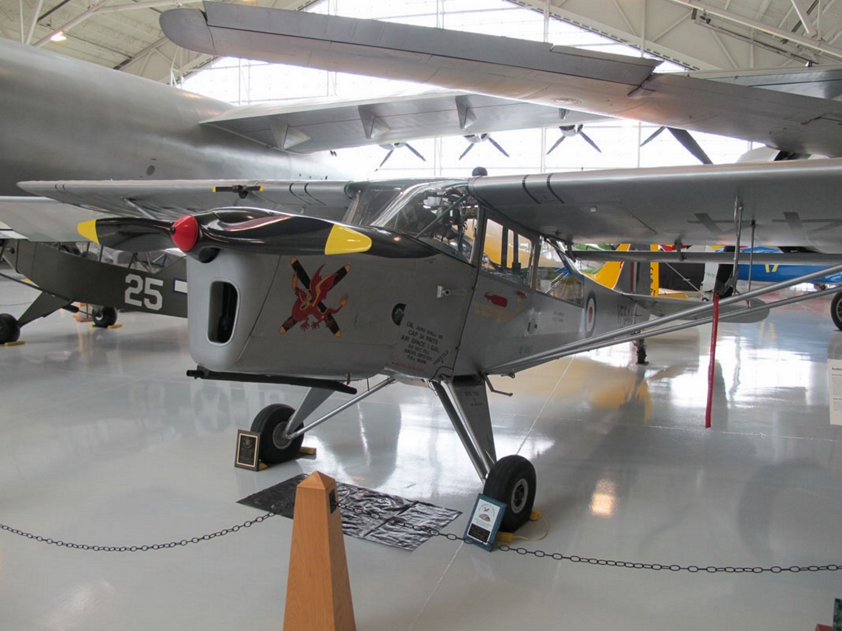 Auster AOP Teken 6