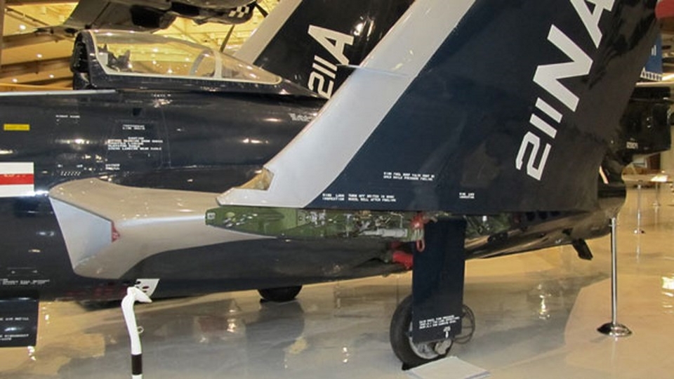 Grumman F9F6 Puma