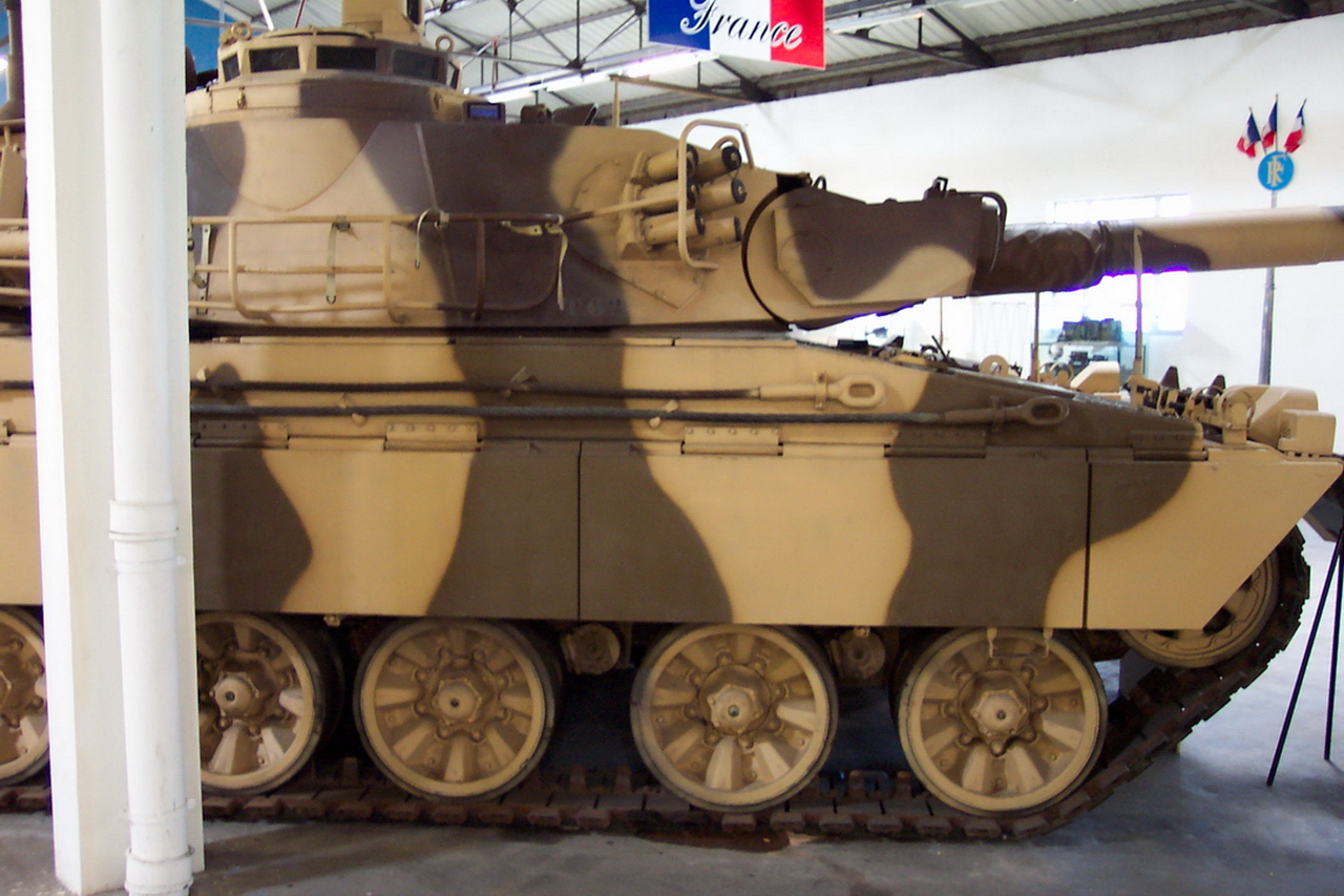 AMX-40 (AMX-40)