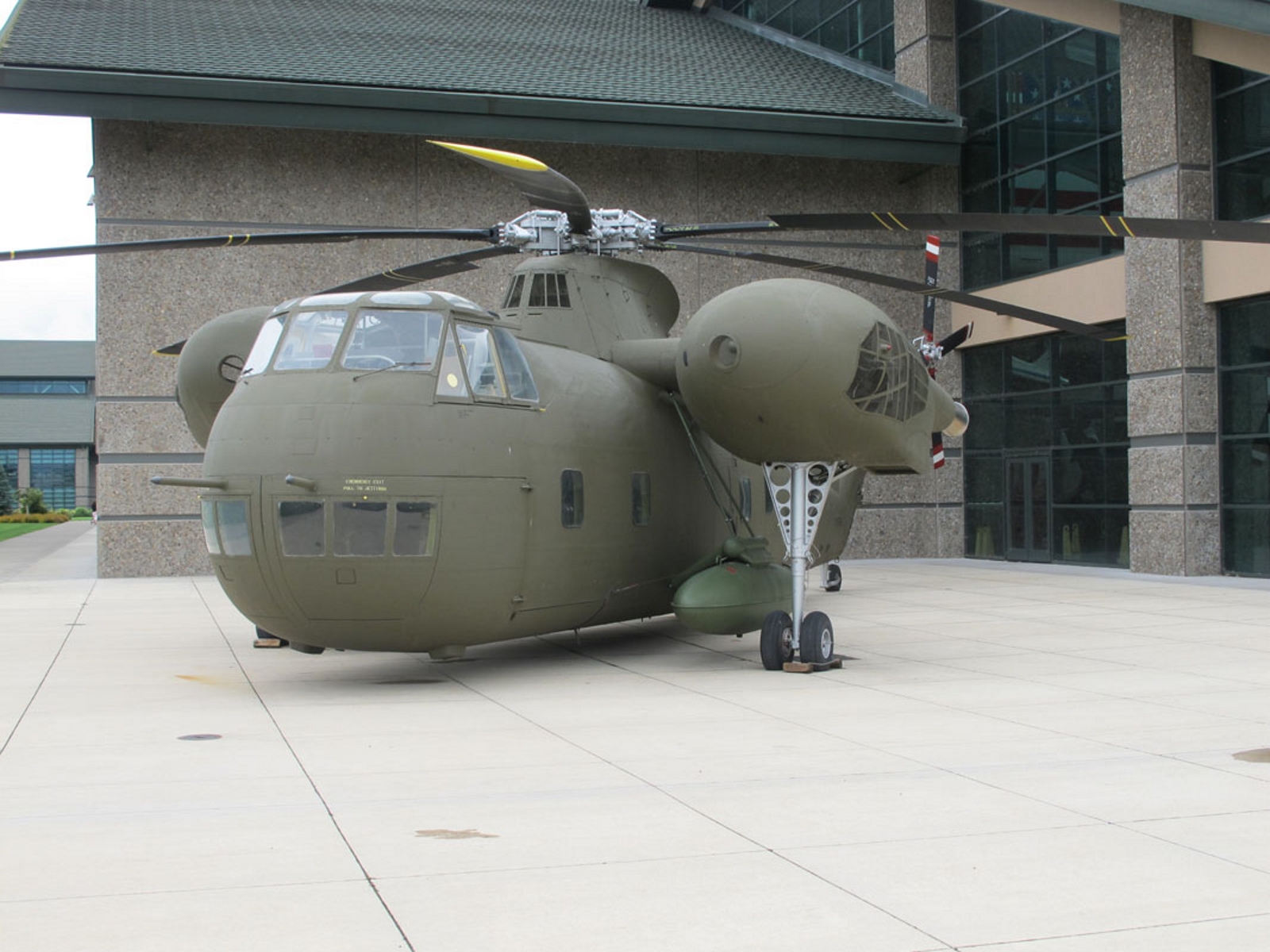 Sikorsky CH-37 Mojave - Photos - English