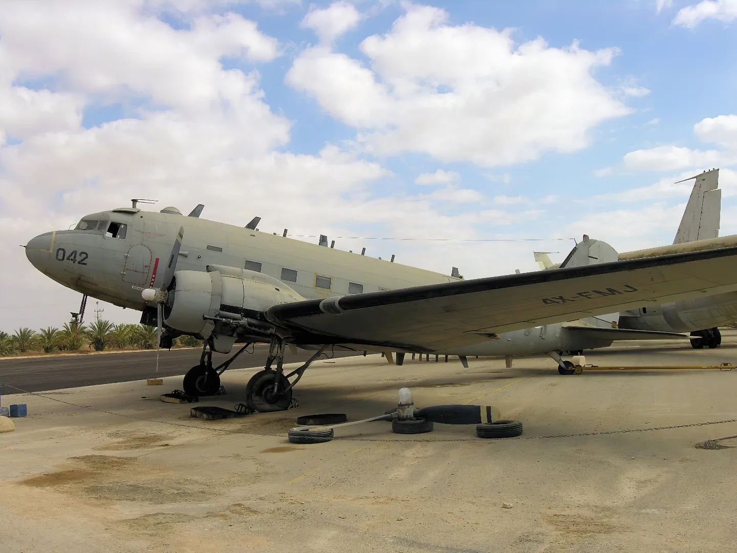 C-47B-30-DK ダコタ