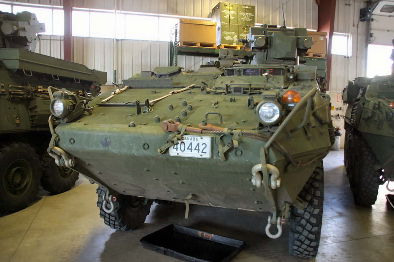 Lav 6 бронетранспортер