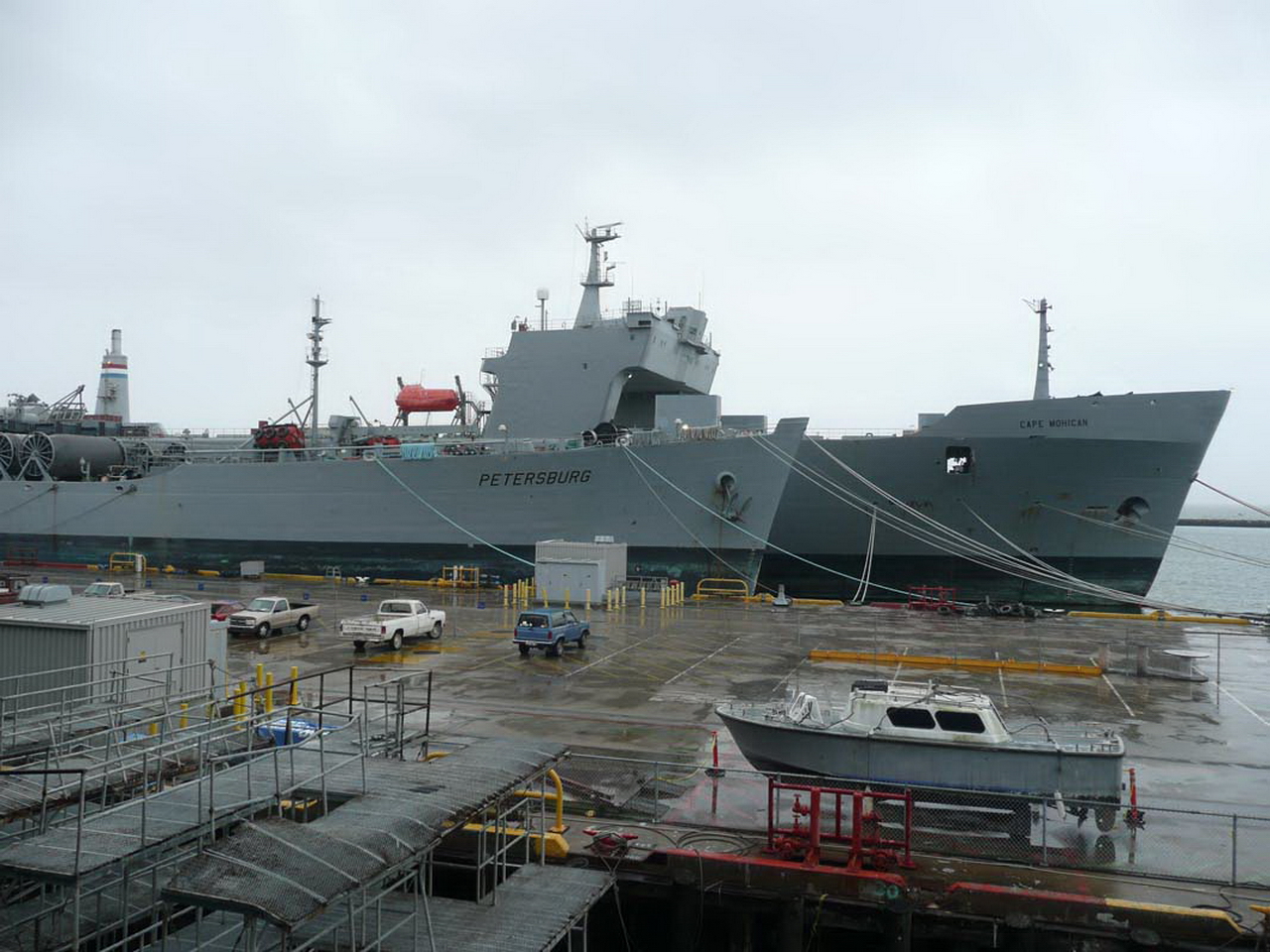 USNS Petersburg