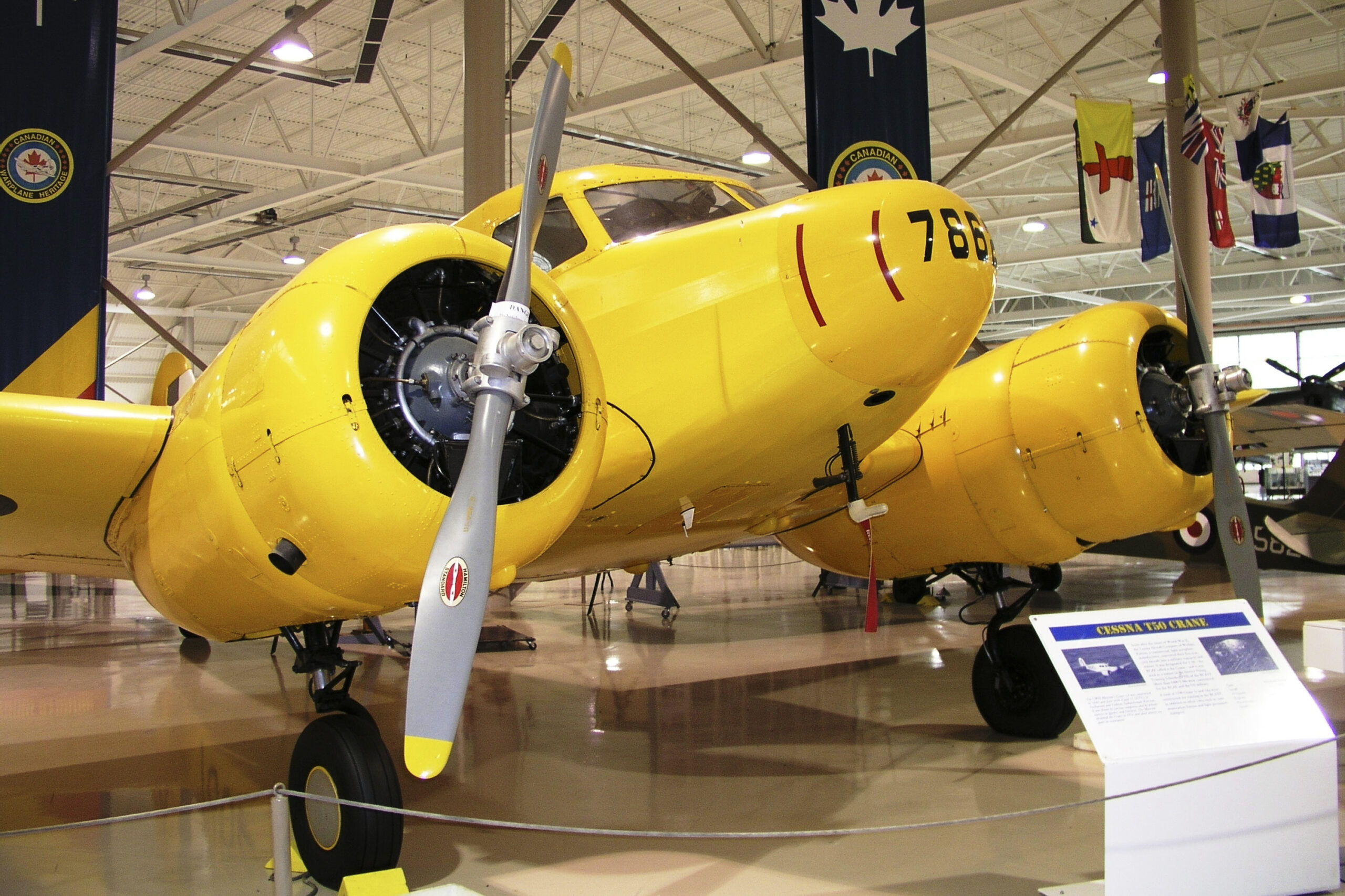 Cessna T-50 -nosturi