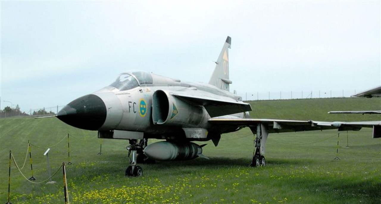 SAAB AJ.37