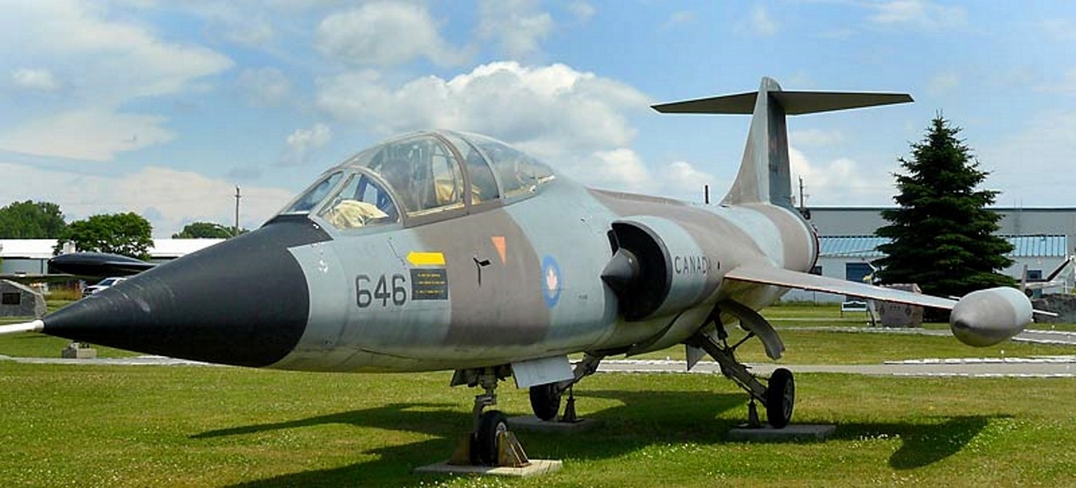 "Canadair CF-104 Starfighter" - nuotraukos ir vaizdo įrašai