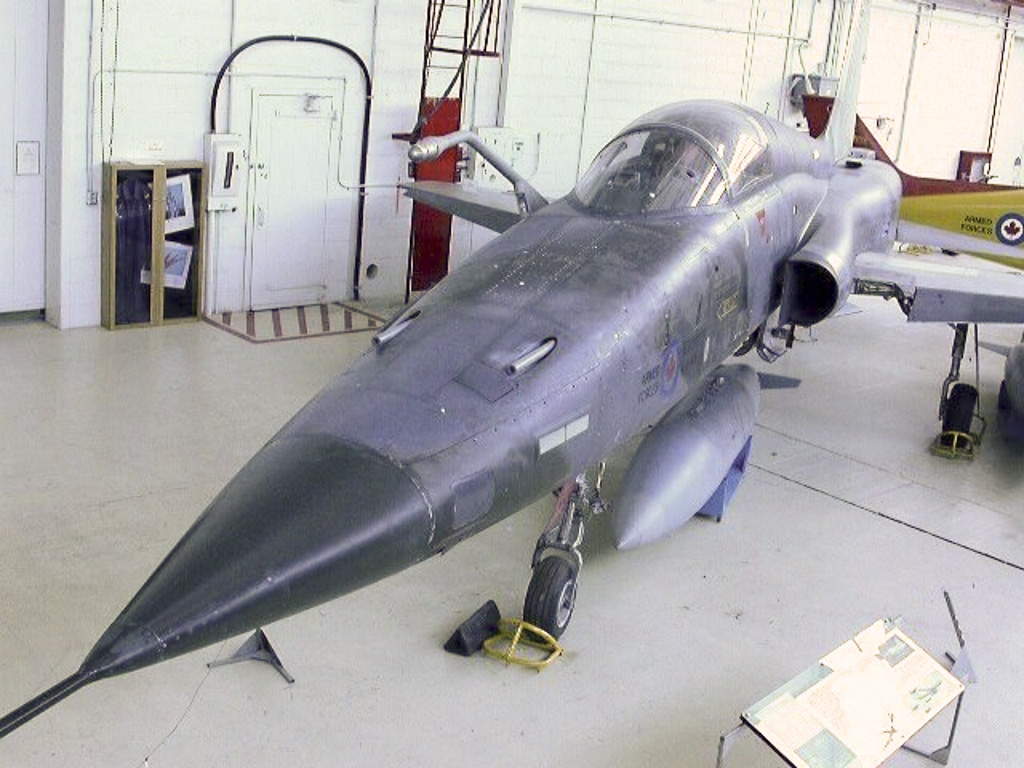 Northrop CF-116 (kanadyjskiE F-5)