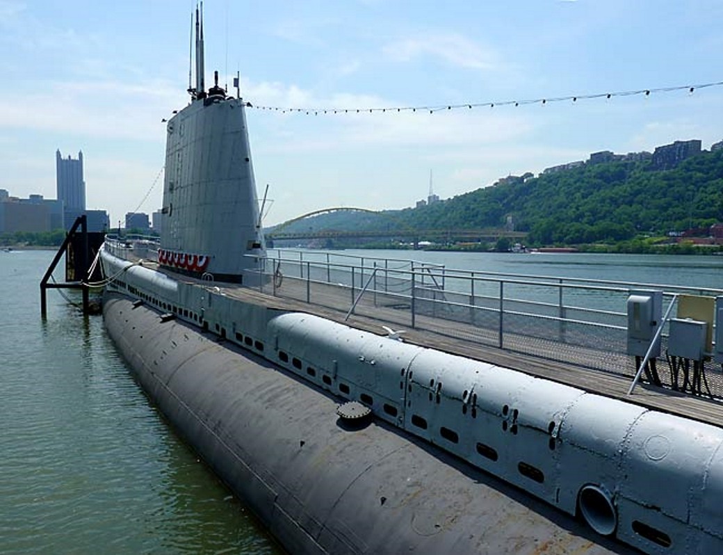 USS Requin SS-481 - 写真と動画