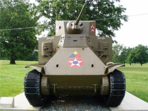 Lehký tank M2 - Procházka kolem