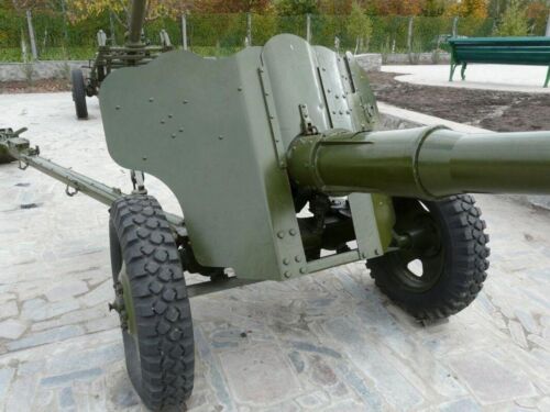 85 mm divisional gun D-44