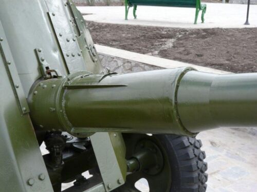 85 mm divisional gun D-44