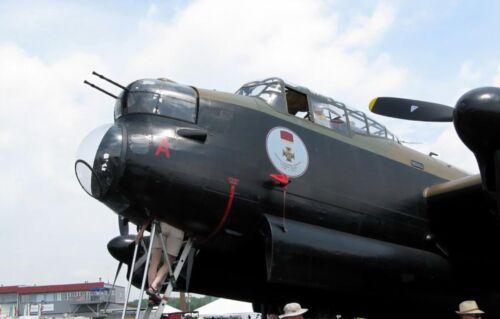 Avro Lancaster B