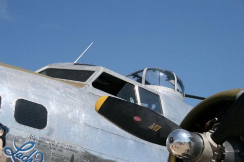 B-17 フライング フォートレス - 各部の名称 - NET-MAQUETTES
