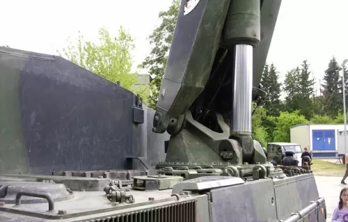 Bergepanzer-3-Buffel-104