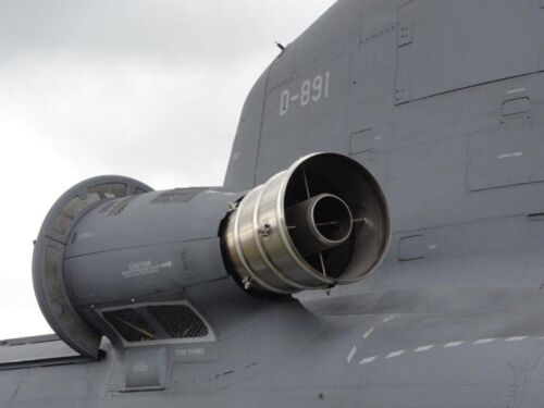 Boeing CH-47F Chinook