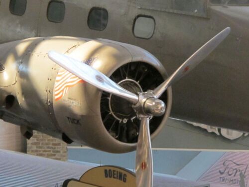 Boeing Model 247D