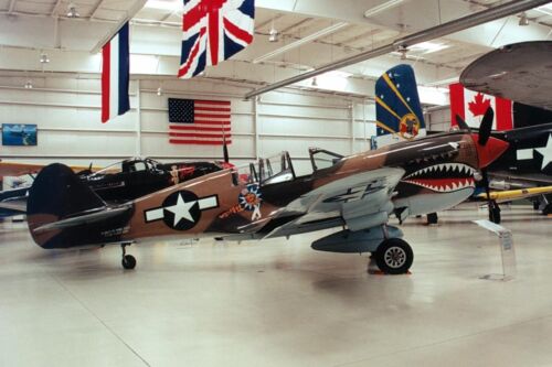 Curtiss-Wright P-40N Kittyhawk