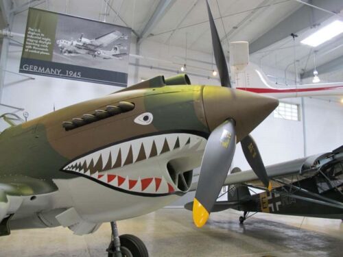 Curtiss P-40C Warhawk
