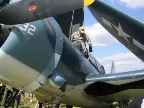Curtiss SB2C-5 Helldiver