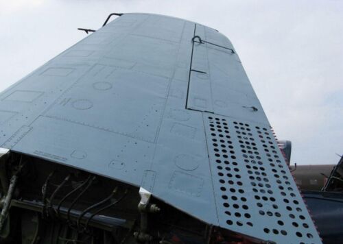 Curtiss SB2C-5 Helldiver