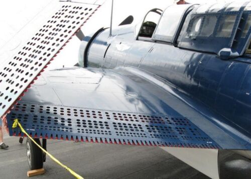 Curtiss SB2C-5 Helldiver