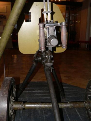 DS-39 machine gun