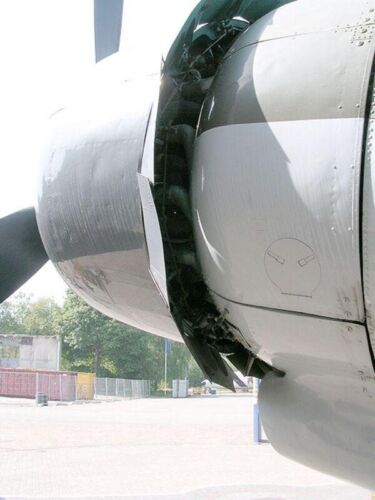 Douglas-C-47-Skytrain-Dakota-00003