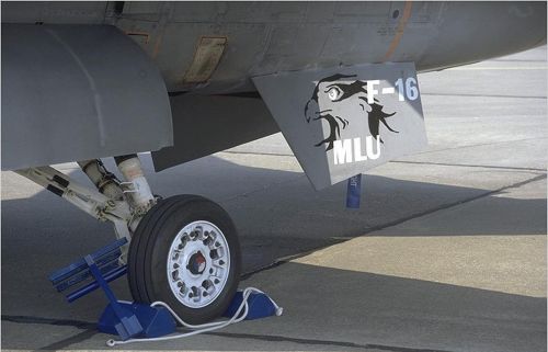 F-16 Fighting Falcon